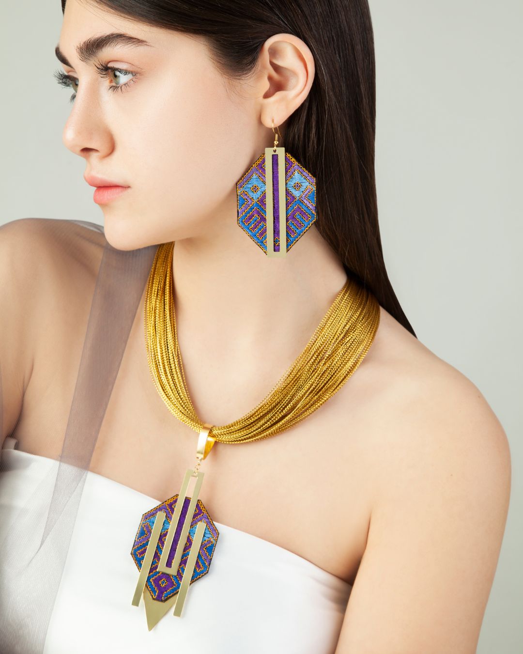Miankale Hand-Embroidered Jewelry Set